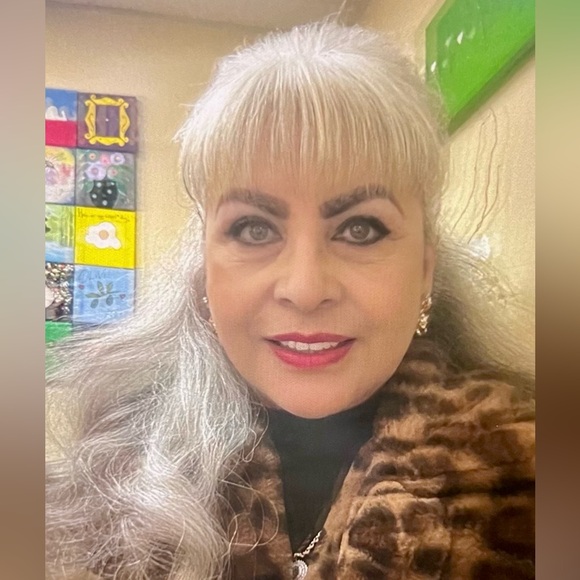 Meet the Posher - Picture 2 of 2